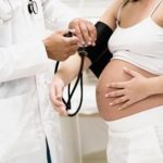 Biến chứng nguy hiểm nhất của tăng huyết áp khi mang thai là hội chứng tiền sản giật.